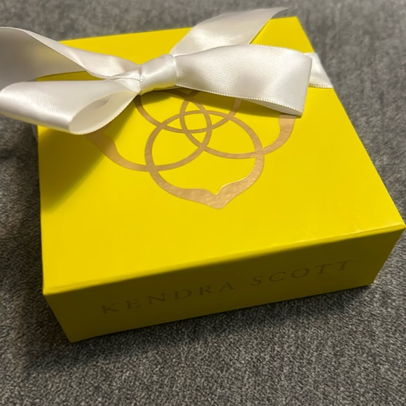 Diane Silver Statement Earrings In Silver Filigree - Picture 7 of 7